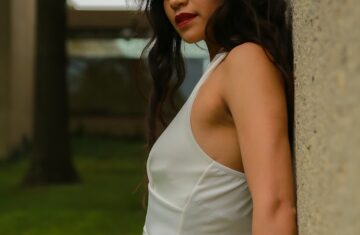 Photo white dress