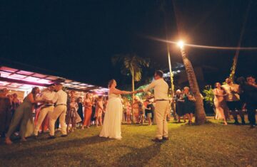 Photo wedding afterparty