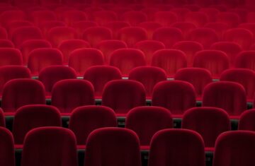 Photo theater
